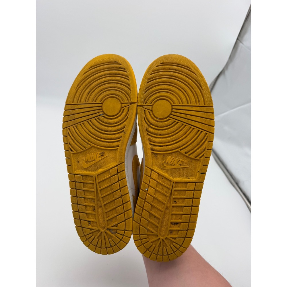 Nike Air Jordan 1 Low Pollen Yellow White Sneakers 553558-171 Mens 10.5 - Picture 4 of 8